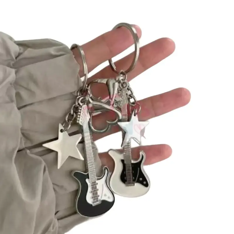 Totsworld - Gantungan Kunci Guitar Couple Pasangan - Keychain Guitar 0
