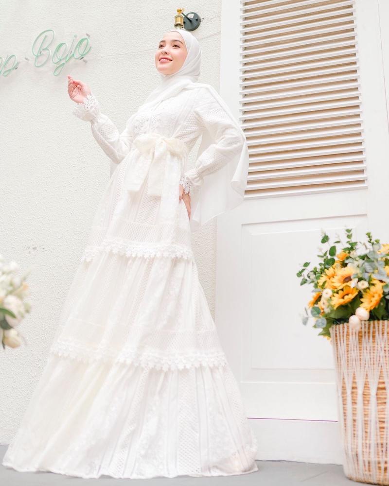 Product Introduction of LA BELLE ALEXANDRIA DRESS COVERME ID  dress brukat 10