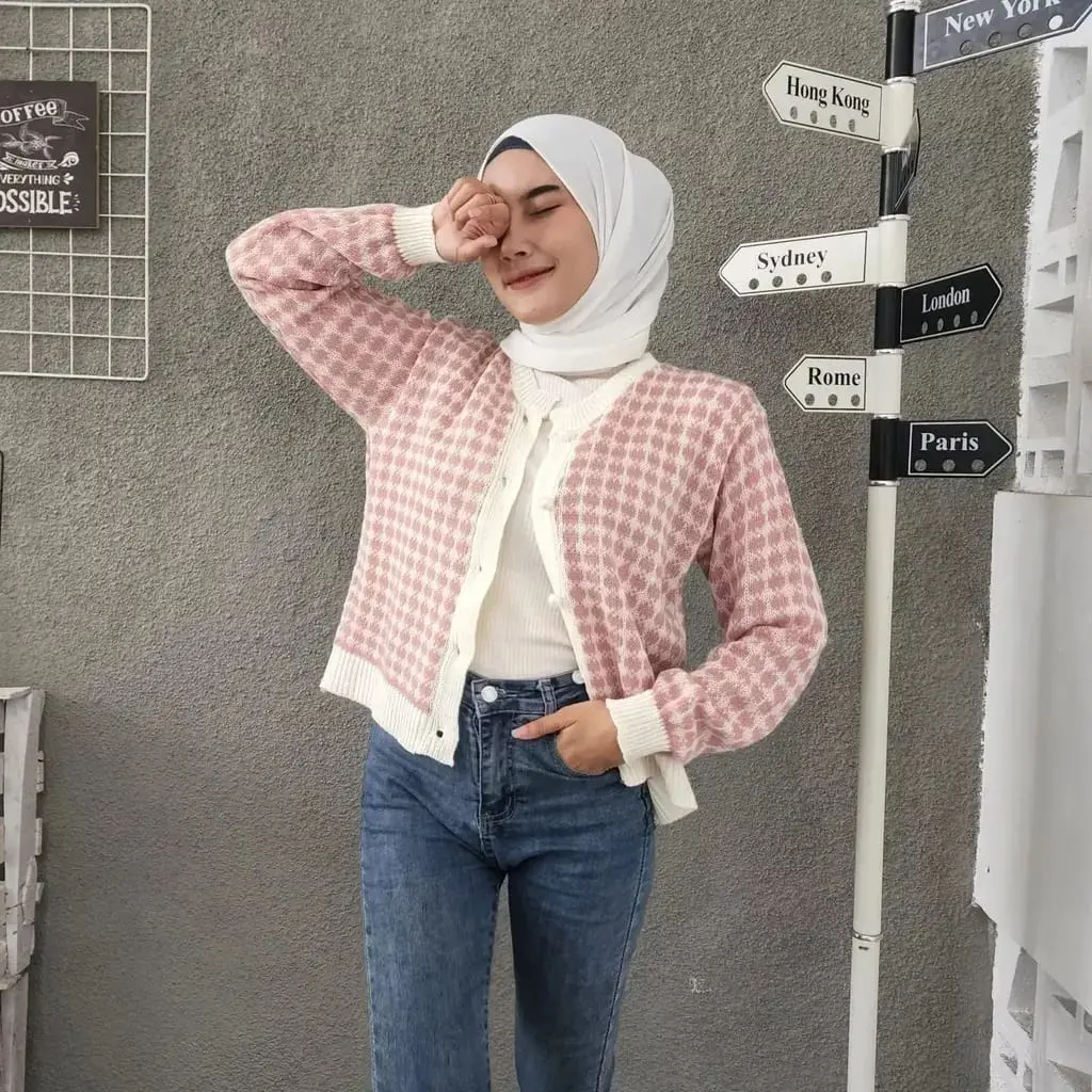 Knitzen - Eleanor Cardigan Rajut / Outwear Eleanor Outer | Rajut Cardigan Wanita Trendy Murah / Rajut Cardigan Wanita