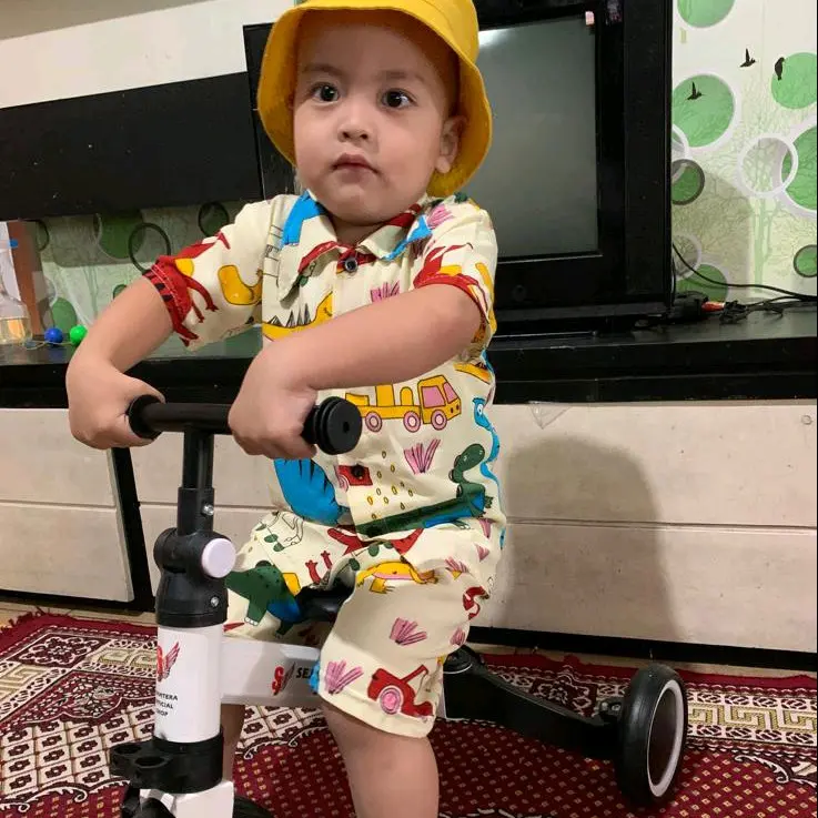 SETELAN ANAK RAYON UMUR 1-10TAHUN Hitam Laki-Laki Perempuan