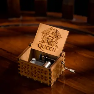 Bohemian Rhapsody Music Box Mechanical - Kado untuk Penggemar Musik Legendaris