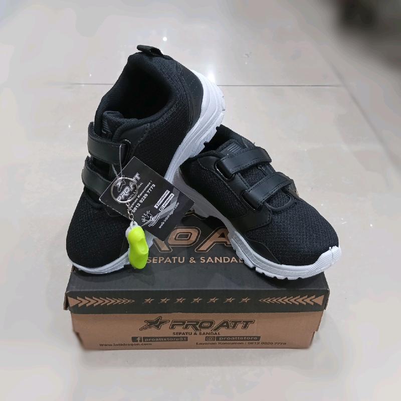 SEPATU SEKOLAH PRO ATT  MODEL MCL 671 V Kreket atau Perekat BERHADIAH MOBIL REMOTE CONTROL CAR 7