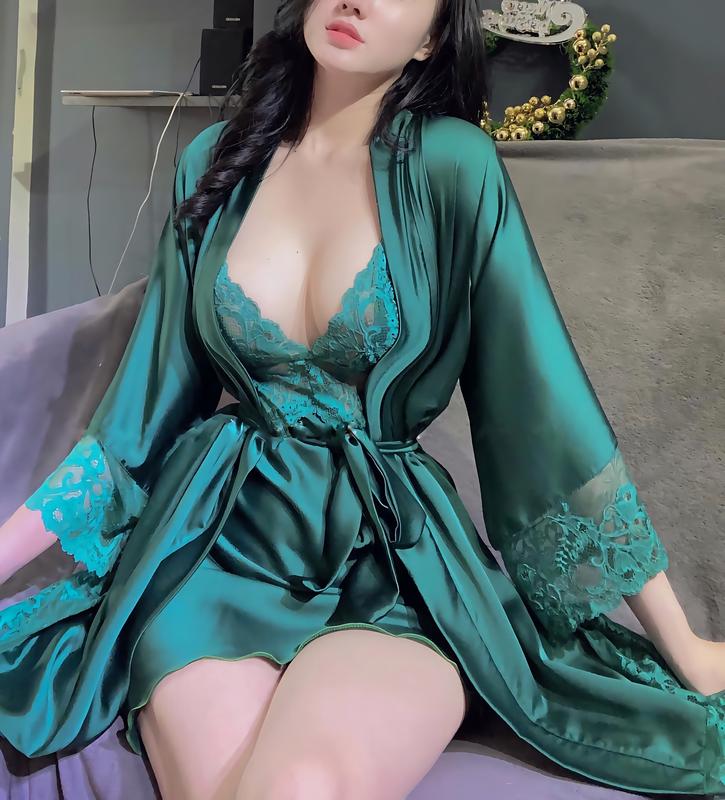 Váy ngủ 2 dây kèm áo choàng chất liệu Lụa Latin mềm mát, đầm ngủ freesize 4O - 58kg Nữ Women Kem