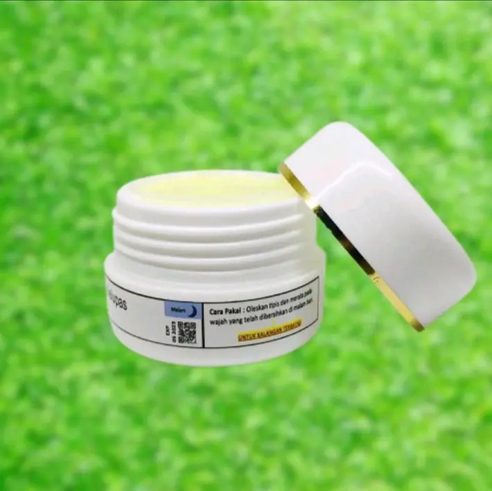 Cream Malam Kelupas 15gr Cream Flek Tebal/Melasma/Pengelupasan Perawatan Membersihkan Flek di Wajah