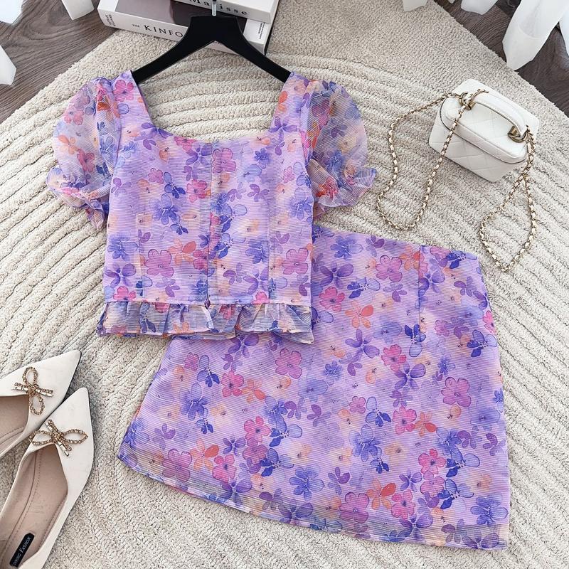 SET ÁO NÚT BỌC KÈM CHÂN VÁY HOA