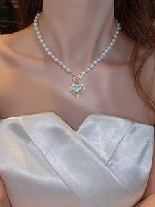 1 Pieza 2023 Nueva Collar con Colgante de Mujer Elegante de Estilo, con Diamantes de Imitación y Perla Falsa, Exquisito Collar de Cuentas en Forma de Corazón, Joyería de Moda para Mujer como Regalo Sin Caja
