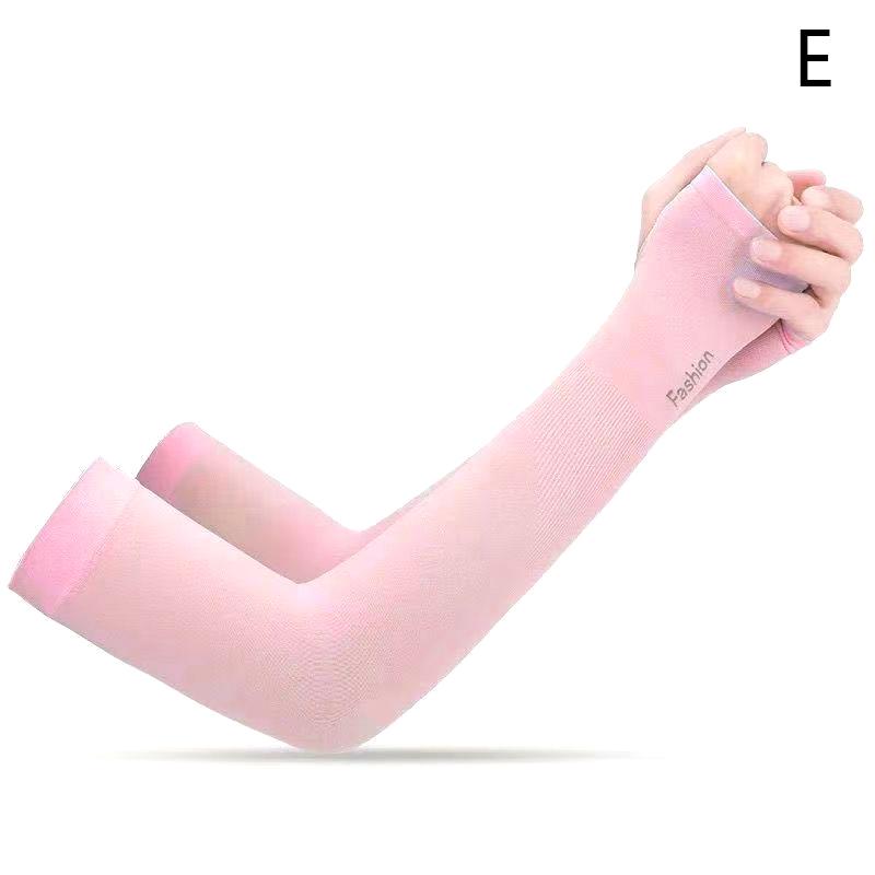 Product Introduction of Cool Arm Sleeve Cover for Men Women Sun Protection Ice Sleeve Sunscreen Arm Guard for Basketball Running Cycling Bodybuilding 24