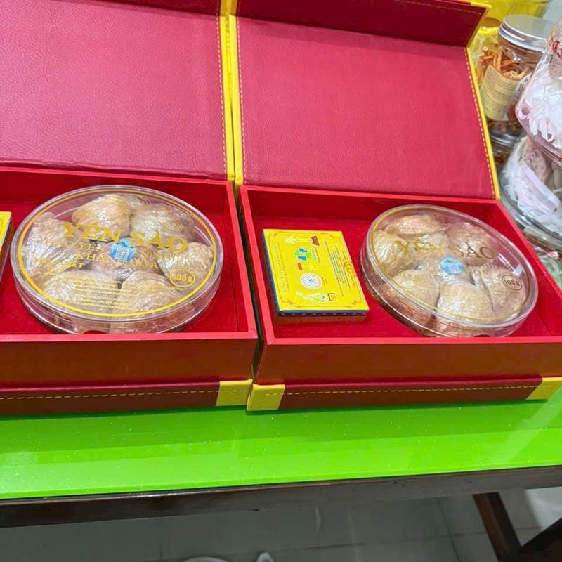 Combo 10 hũ Yến mix đủ vị 70% là Yến , có Yến vị đường phèn , dứa , đông trùng ,gừng , hạt chia, long nhãn yến  hũ  chưng  sẵn yến  sào  chưng  sẵn yến  chưng  đông  trùng  hạ  thảo  150 yến  sào 3