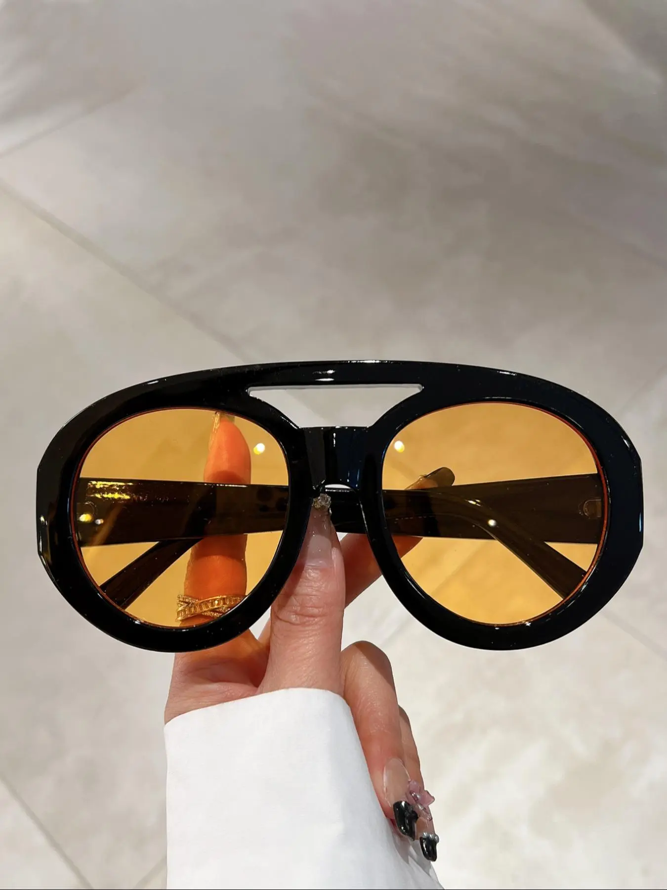 Fashionable All-match Tinted Lens Sunglasses, Stylish Ombre Lens Aviator Frames Sunglasses for Men & Women, Fashion Sunglasses for Daily Use