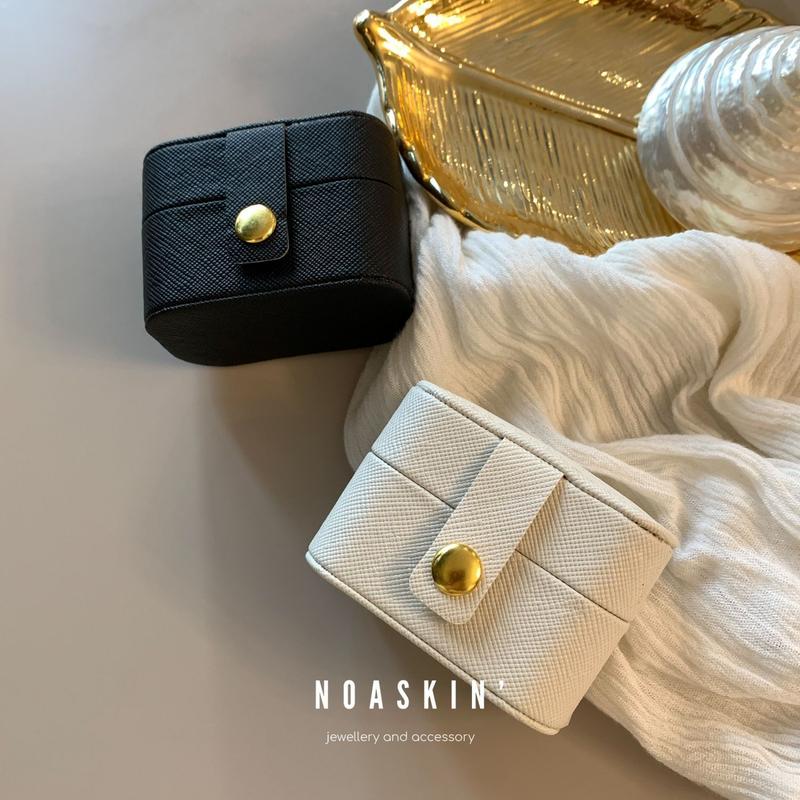 Waterdrop-shaped jewelry box [Portable Storage Box] New model Leather Mini Jewelry Box Portable Travel Earrings Ear Rings Jewelry Storage Box Ring Storage Box 5