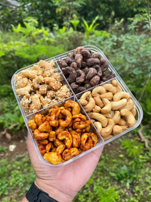 KACANG METE 4 VARIAN RASA 3