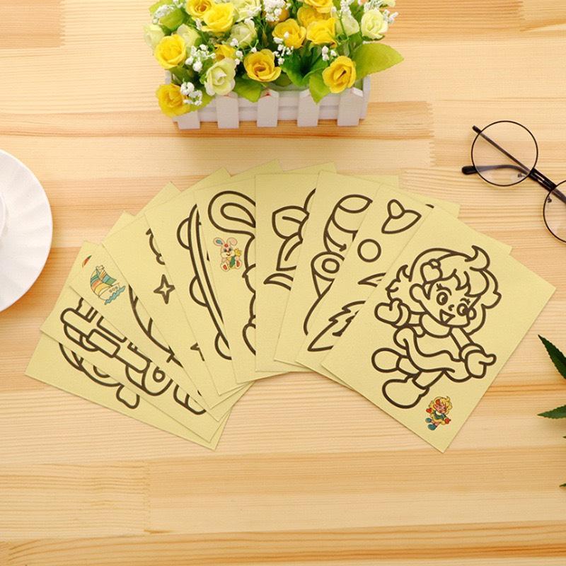 Tranh Cát Cho Bé Tập Tô Màu, Có Sẵn Cát, Nhiều Mẫu Đa Dạng Cho Bé Trai Và Bé Gái Thỏa Sức Sáng Tạo Kích Thước 8,5x11,5cm 1