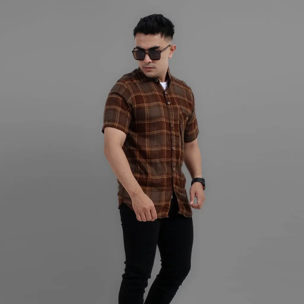 kemeja flanel lengan pendek kemeja pria distro standar casual Cowok V-Neck
