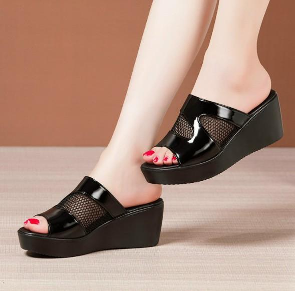 Product Introduction of Dép xuồng  phối lưới cao cấp -đế 5cm 8