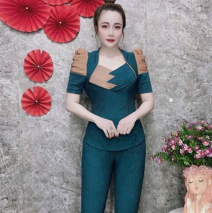 sét bộ  quần dài_ ống nhỏ 40_70kg  phối sọc trắng chạy  viền giữa áo vải shop Nhật co giãn nhẹ thoải mái 2 size 40_70kg 8