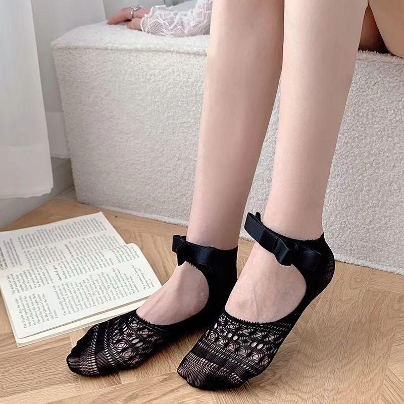 Product Introduction of Women's Boat Socks Summer Thin Bow Non-Slip Tight Hollow Socks Low Cut Invisible Socks Lace Boat Socks Tide 2