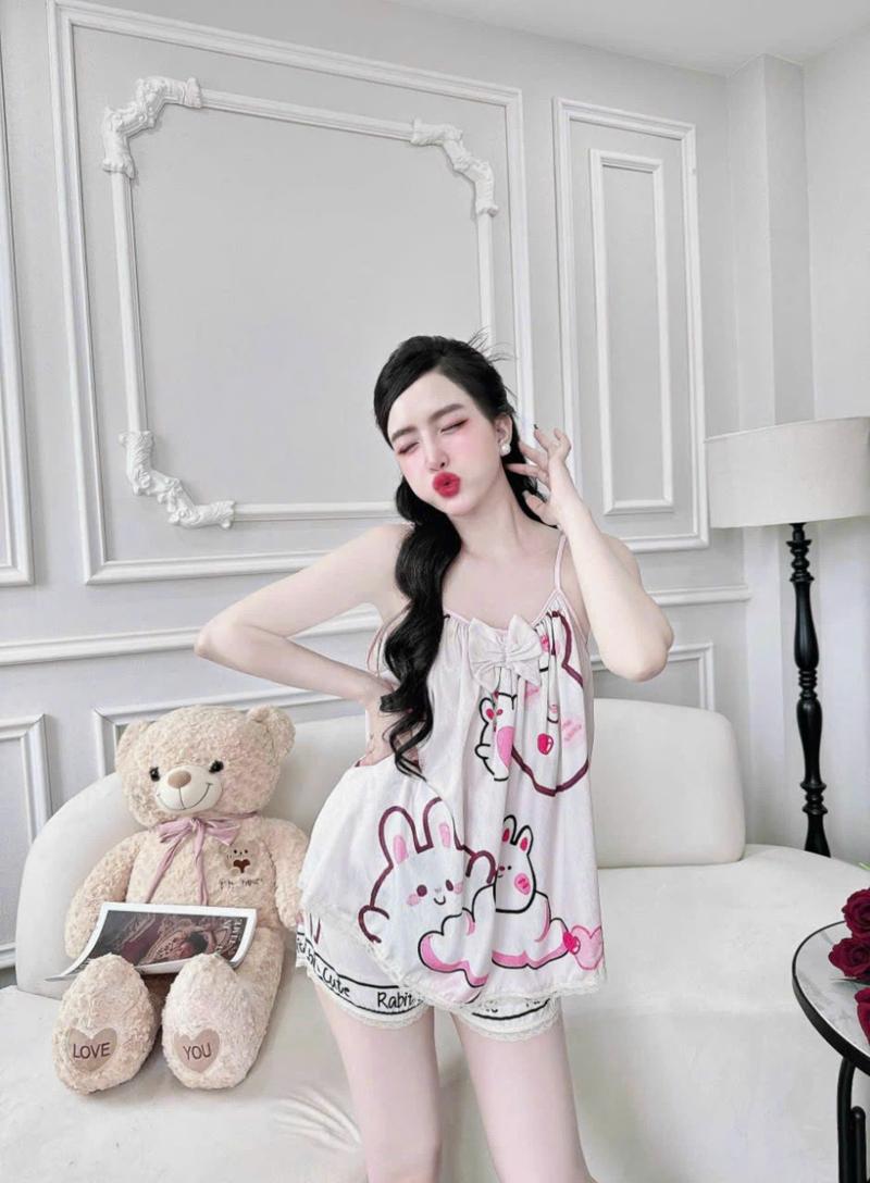Product Introduction of [FREESIZE 40-58KG] ĐỒ BỘ ĐÙI LỤA XƯỚC HỌA TIẾT DỄ THƯƠNG 1
