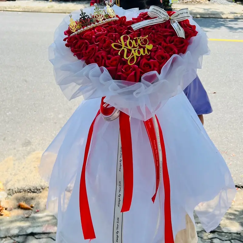 Bó 50 Bông Sáp Thơm Hình Trái Tim Y Hình ( tặng vương miện + đèn) Hoa hồng Đồ trang trí Nhiều màu sắc Đám cưới Decor Decor Phòng Decor Bàn Trang Trí Nhà 3