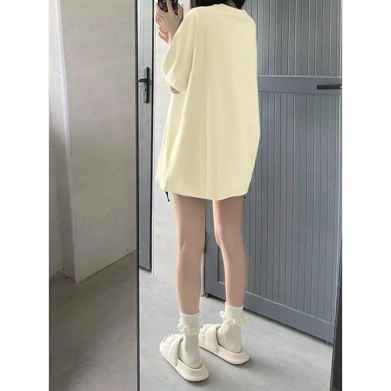 Áo Thun Phong Cách Mỹ Bán Chạy, ngắn Tay, Màu Be, In Chữ Bong Bóng Sữa, Dành Cho Nữ Sinh, Mặc Mùa Hè, Dáng Rộng Vừa Vặn, Áo Dễ Phối Đồ Phong Cách Hàn Quốc 3