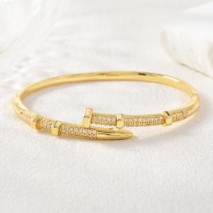 Gold Zirconia Fashion Bracelet # High-end Elegant Jewelry # Fashionable and Simple # Personalized Design # Fairy-like temperament