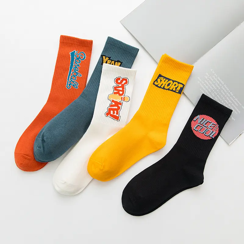 5 PAIRS MID CALF COTTON SPORTS SOCKS