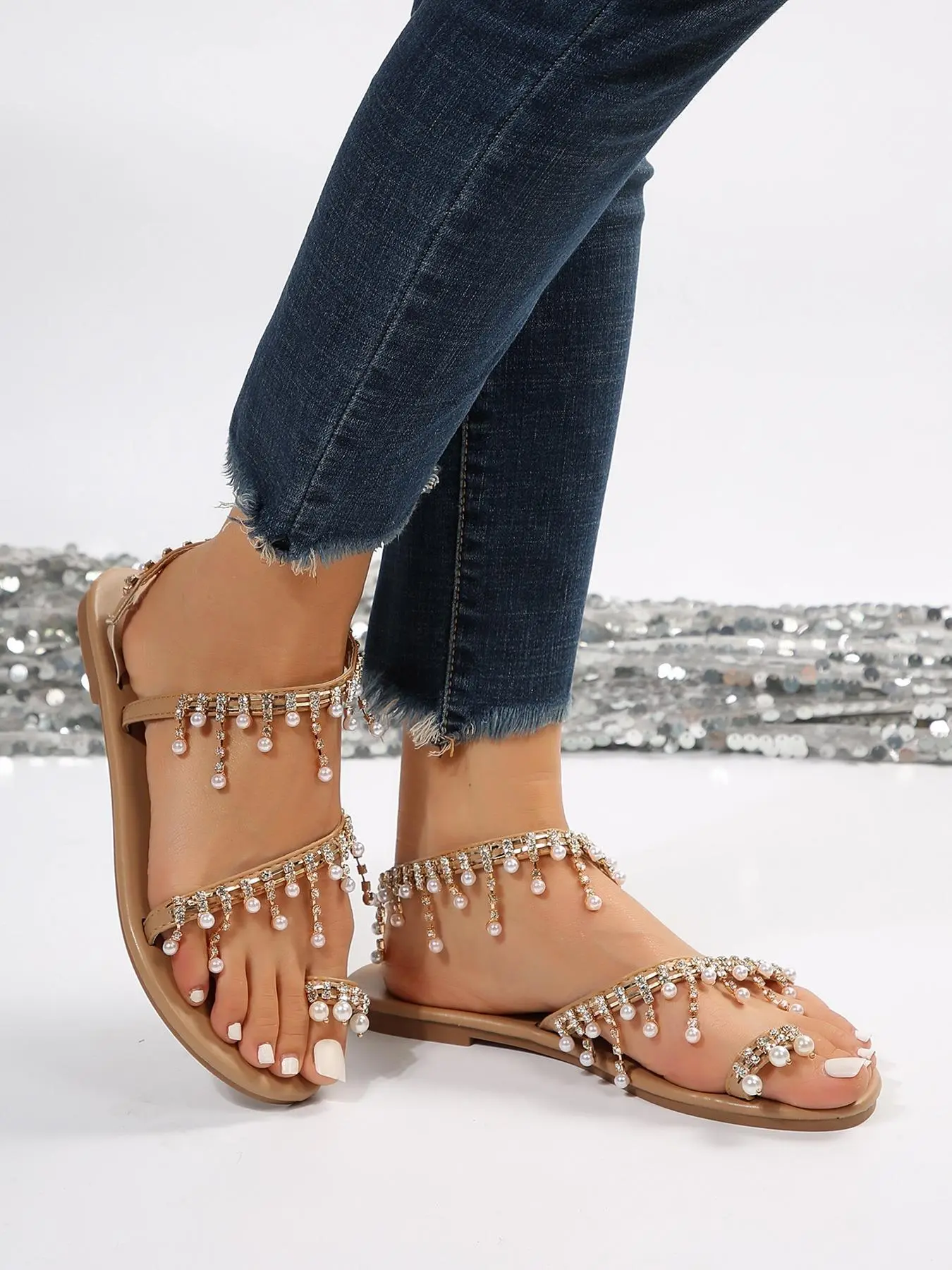 Women's Summer 2024 Fashionable Casual Plain Faux Pearls & Rhinestones Design Slide Sandals, Minimalist Elegant Toe Thong Faux Pearls Tassel Design Flat Heel Sandals