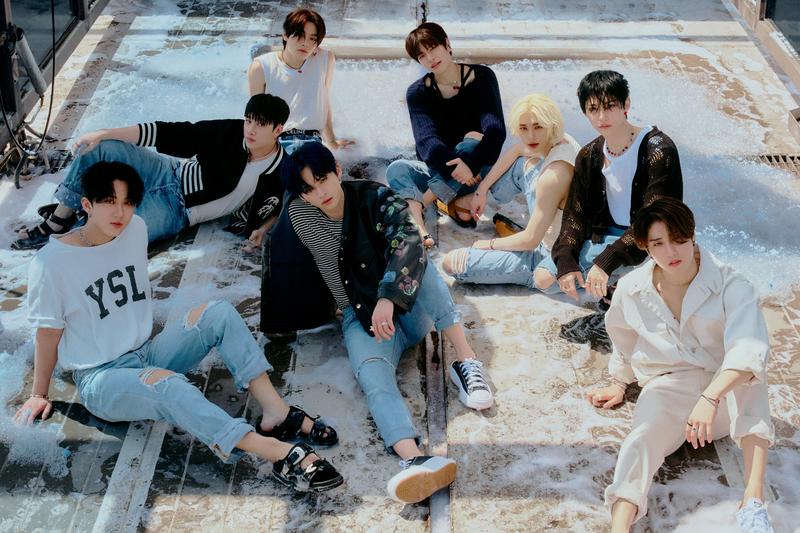 Product Introduction of Photocard STRAY KIDS set 10 pcs 0