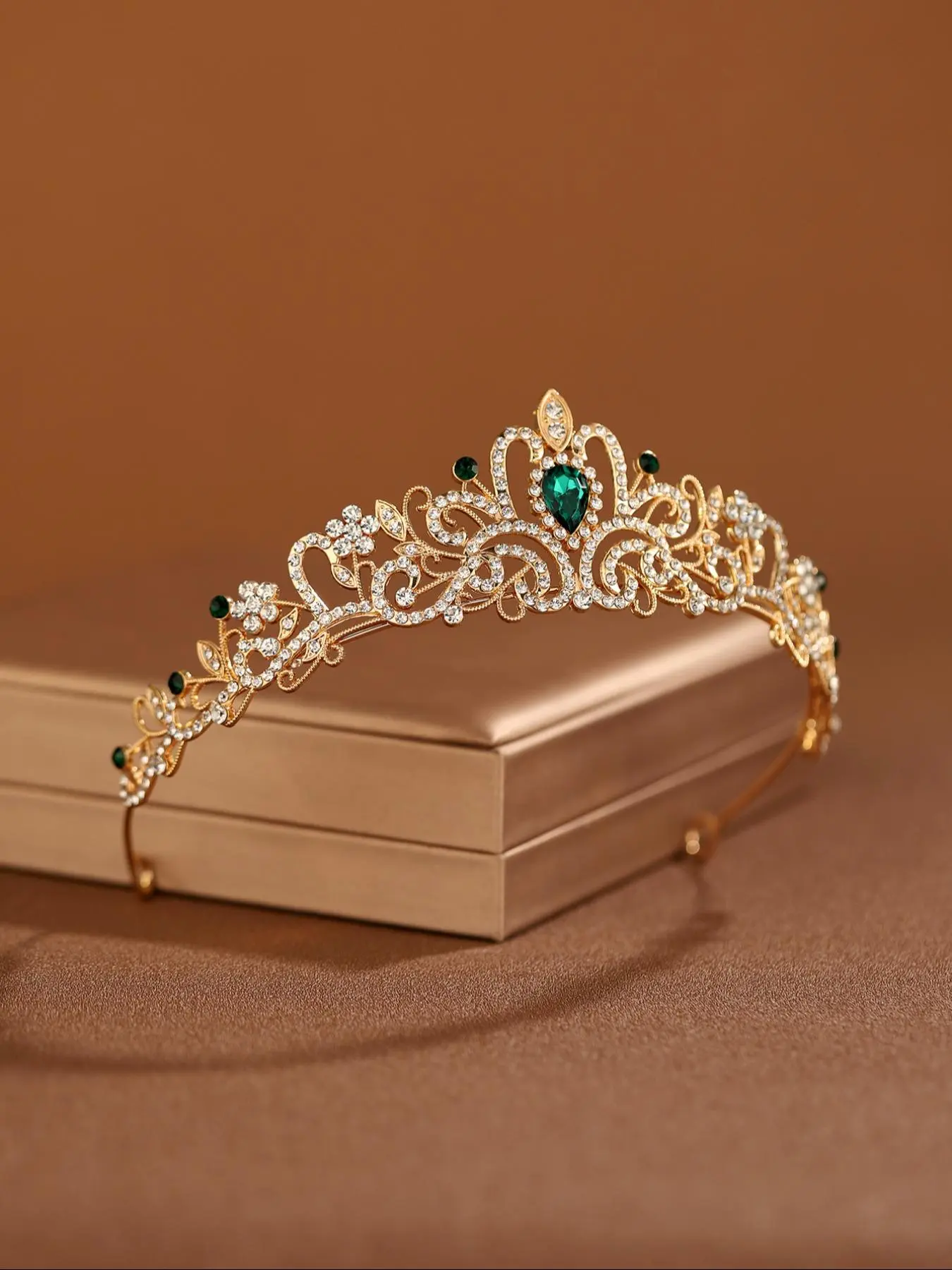 Vintage Style Bridal Headwear, Elegant Rhinestone & Green Artificial Gemstone Decorated Crown for Wedding Bridal Party Formal Occasions, Fashion Accessories