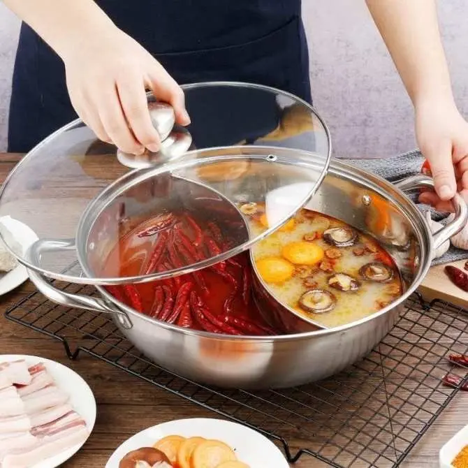 Nồi lẩu 2 ngăn inox loại 1 dày dặn có nắp kính hàng chính hãng chất lượng cao 30cm 2