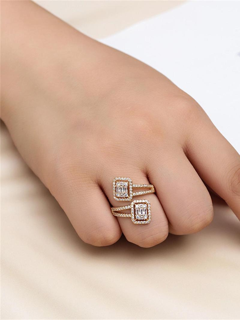 Product Introduction of Luxury Rhinestone Decorated Square Design Cuff Ring, Fashion Jewelry Accessories for Women, Engagement Wedding Anniversary Party Holiday Jewelry Gifts 6