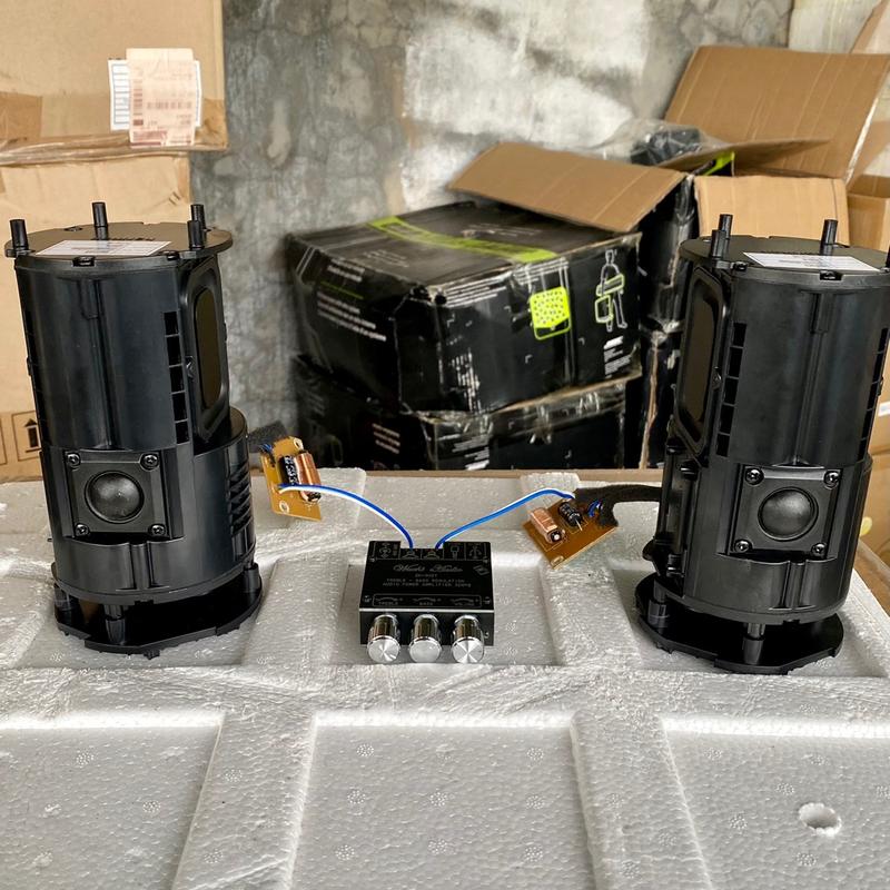 Bộ loa lắp sẵn harman/kardon gồm 2 cụm loa. phân tần. amply(không bao gồm nguồn)