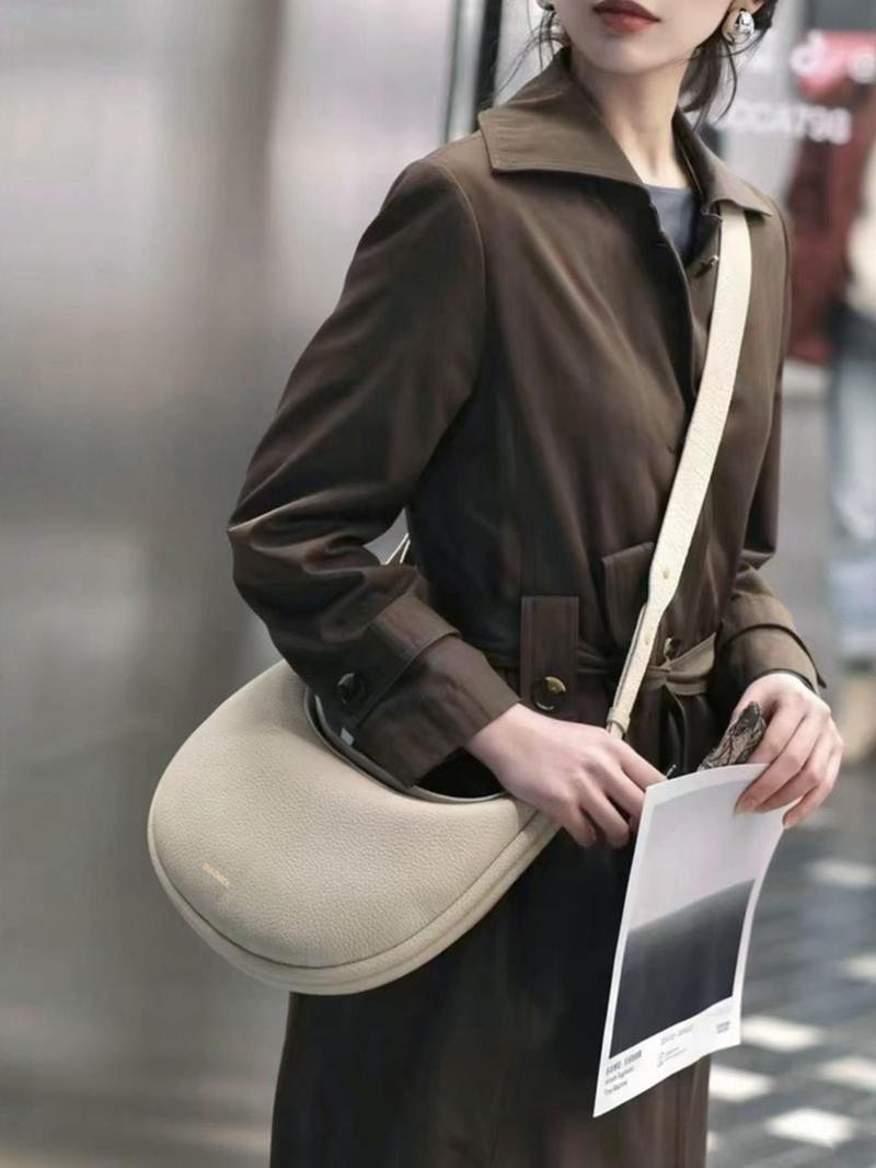 Product Introduction of Women's Fashionable Solid Color Half Moon Bag, Casual PU Leather Shoulder Bag for Daily Used, Trendy Versatile High-quality Daily Commuting Bag 4