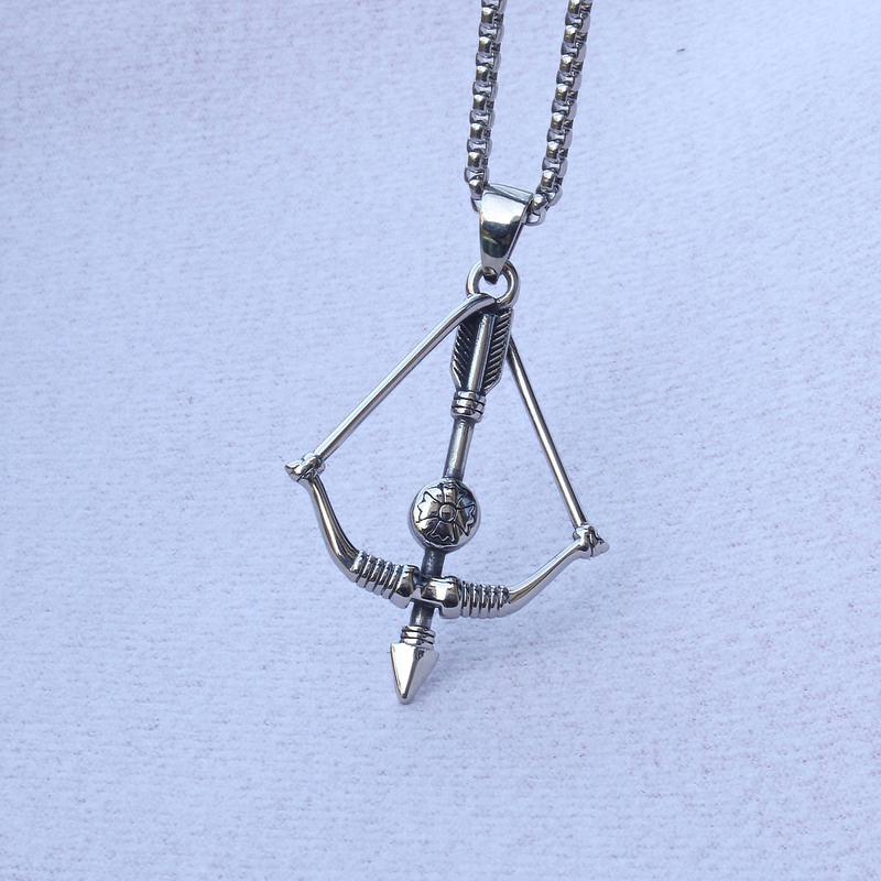 Product Introduction of Titanium Steel Korean Style the Arrow of Love Men's Accessories Pendant 2