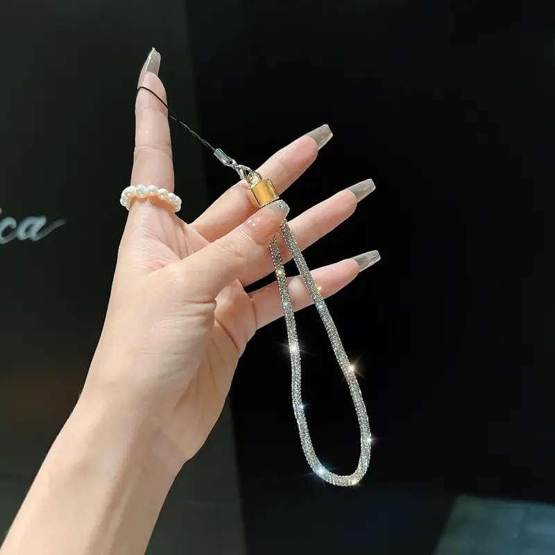 Fashion Rhinestone Decor Phone Chain, Short Phone Lanyard with Universal Clip, Shiny Phone Strap for Women & Girls, Mobile Phone Decoration Accessories 0