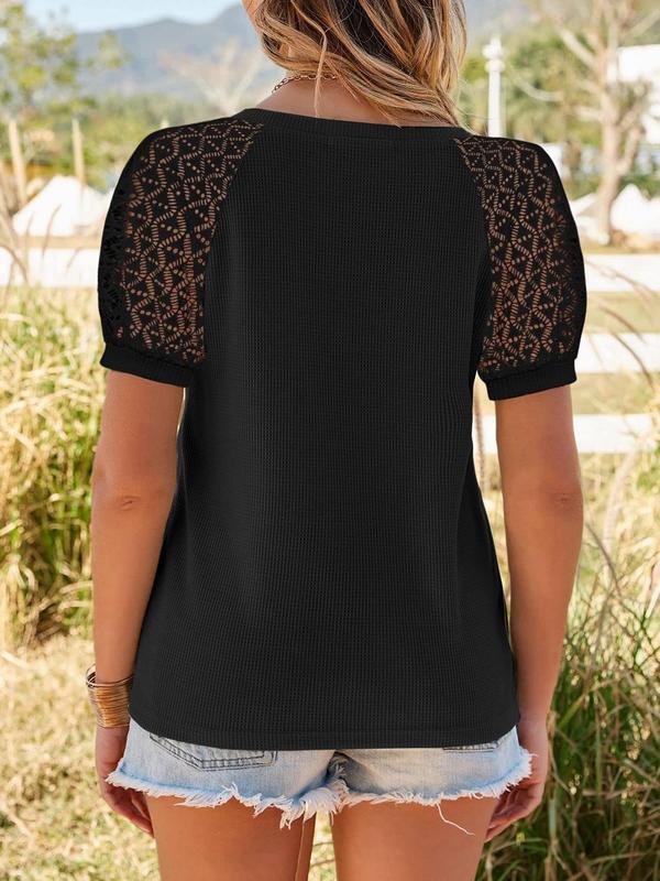 【Plus Size】Plain Contrast Lace Tee, Casual V Neck Short Sleeve T-shirt for Summer, Women's Plus Clothing for Daily Wear 1
