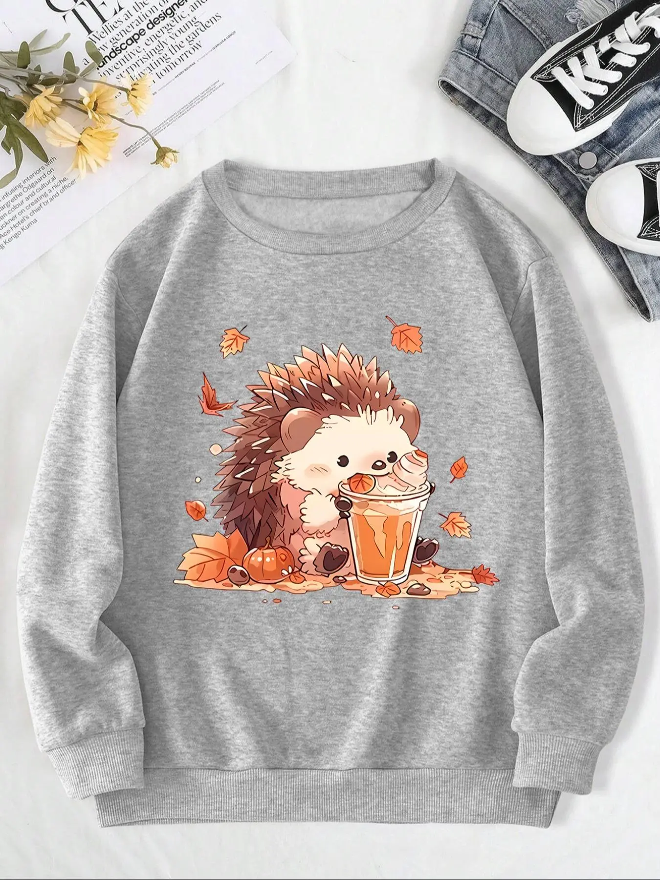 Women's Cartoon Hedgehog Print Round Neck Sweatshirt, Casual Long Sleeve Pullover for Daily Wear, Ladies Clothes for All Seasons