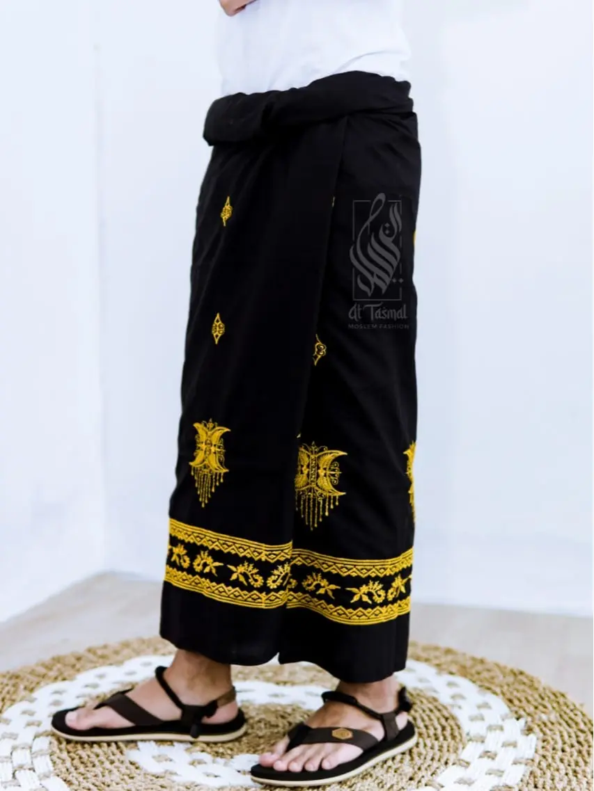 Sarung Motif Aceh Sarung Wadimor