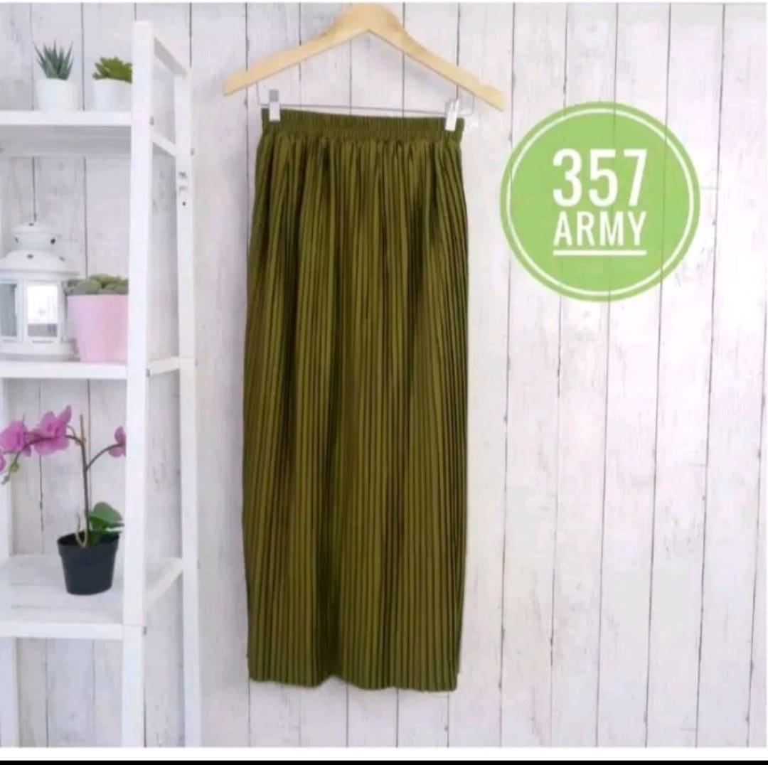 ROK PLISKET LIDI PANJANG BAHAN HYGET PREMIUM Katun Poliester Polos Bunga Setrip Polka Dot Hitam Cokelat Navy Putih A-Line Hitam Putih Bunga Polos Slim-fitting Low Waist Mini Santai Katun Karet Nyaman Wanita Melar Motif Baju Polkadot Casual Cewek Muslim ROK PLISKET LIDI PANJANG BAHAN HYGET PREMIUM Katun Poliester Polos Bunga Setrip Polka Dot Hitam Cokelat Navy Putih A-Line Hitam Putih Bunga Polos Slim-fitting Low Waist Mini Santai Katun Karet Nyaman Wanita Melar Motif Baju Polkadot Casual Cewek Muslim