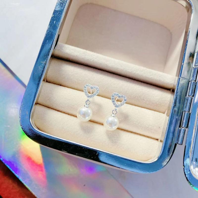 Product Introduction of Korean Style Shell Pearl Ear Studs Women's Fresh Sweet Shell Pearl Ear Studs Stud Earrings Popular Wedding Ear Studs Personality Trendy Earrings 9