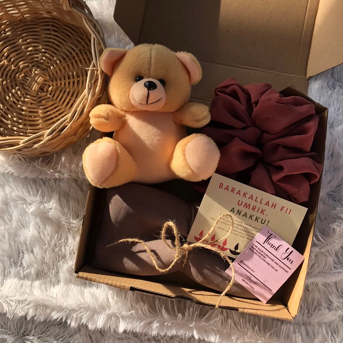 Hampers Cewek Hijab boneka
