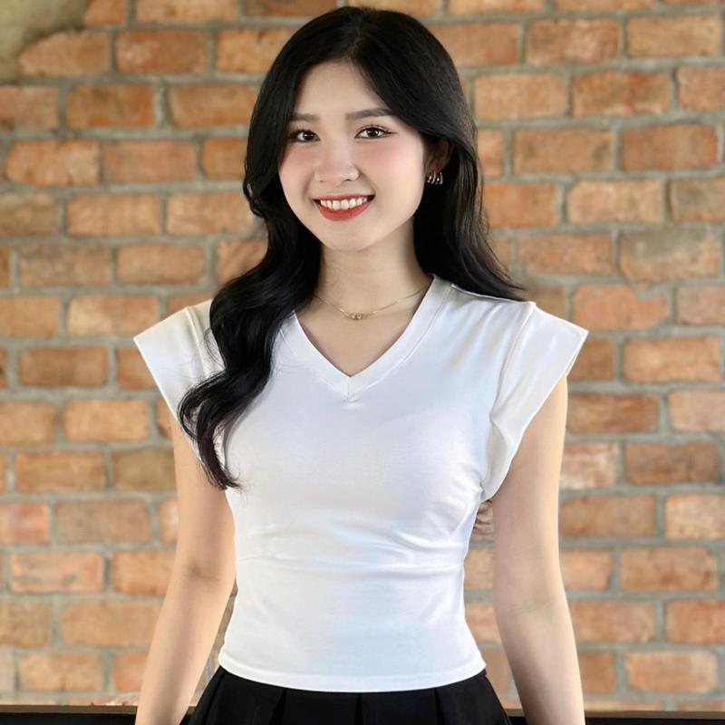 A06 Áo Thun Tay Hến Cổ Tim, Vải Borip Cotton Cao Cấp, Co Giãn, Mịn Mát, Thấm Hút Tốt 1