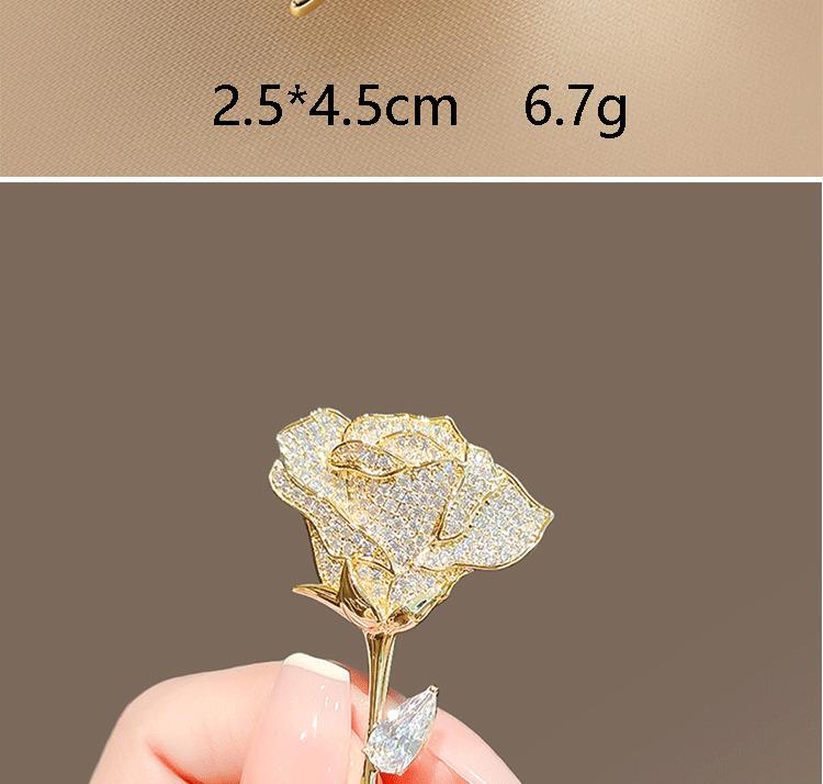 Product Introduction of Flower pearl studded diamond brooch anti glare buckle brooch chest flower small brooch 4
