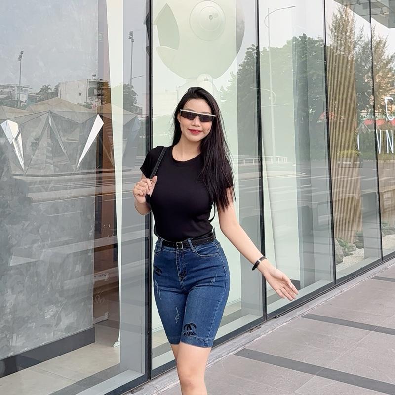 Quần Jean Nữ AKJ N33 Ngố Form Ngắn Lưng Cao Thêu Chữ Paris