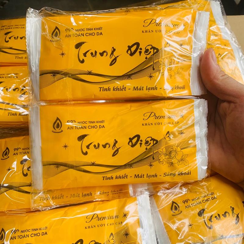   GIÁ TẠI XƯỞNG  Combo 500 cái khăn lạnh Trung Diệp màu vàng giá rẻ mùi hương dịu nhẹ không gây kích ứng da 