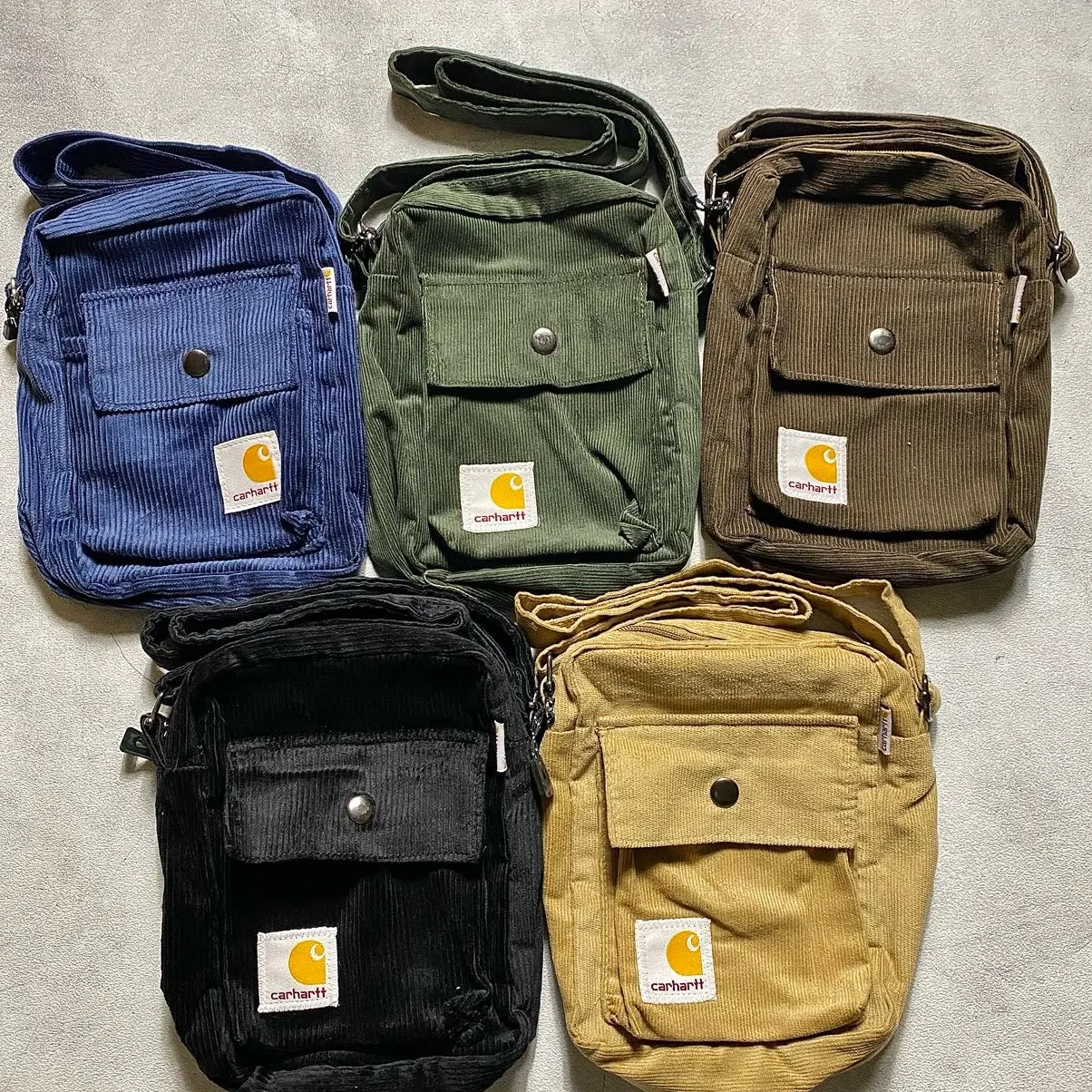 Tas slempang corduroy C4RH4RTT pria/wanita full furing full sletting Hitam Hitam Hitam Hitam Kanvas Polka Dot Kulit PU Kulit PU