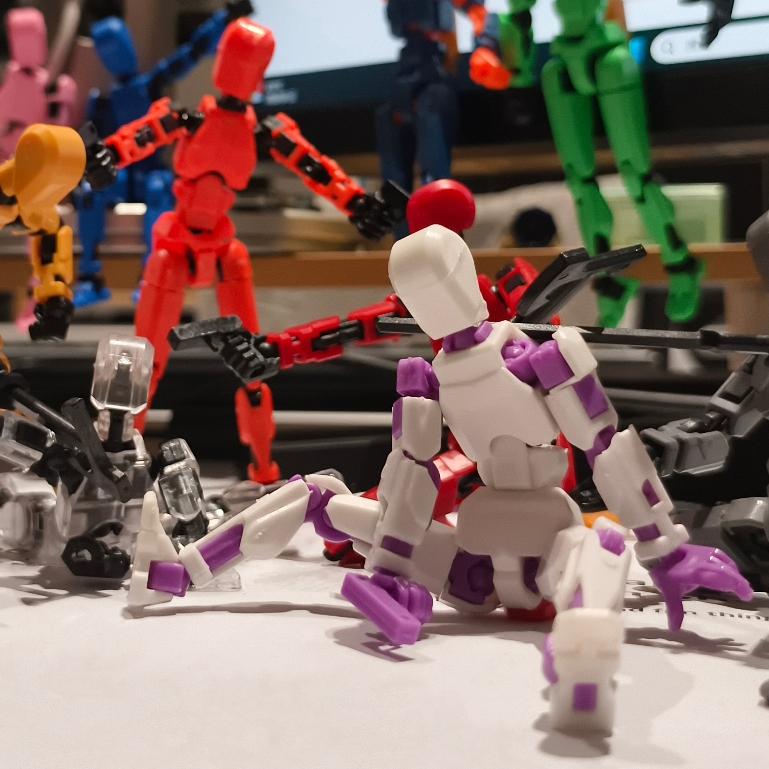 Product Introduction of Lucky 13 Action Figure 3D Dummy 13 Robot Toy Movable Figures Mechanical Style Movable Joints Toy 25