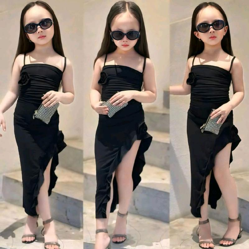  9-30kg  Đầm body 2 dây đính bông sang chảnh cho bé 