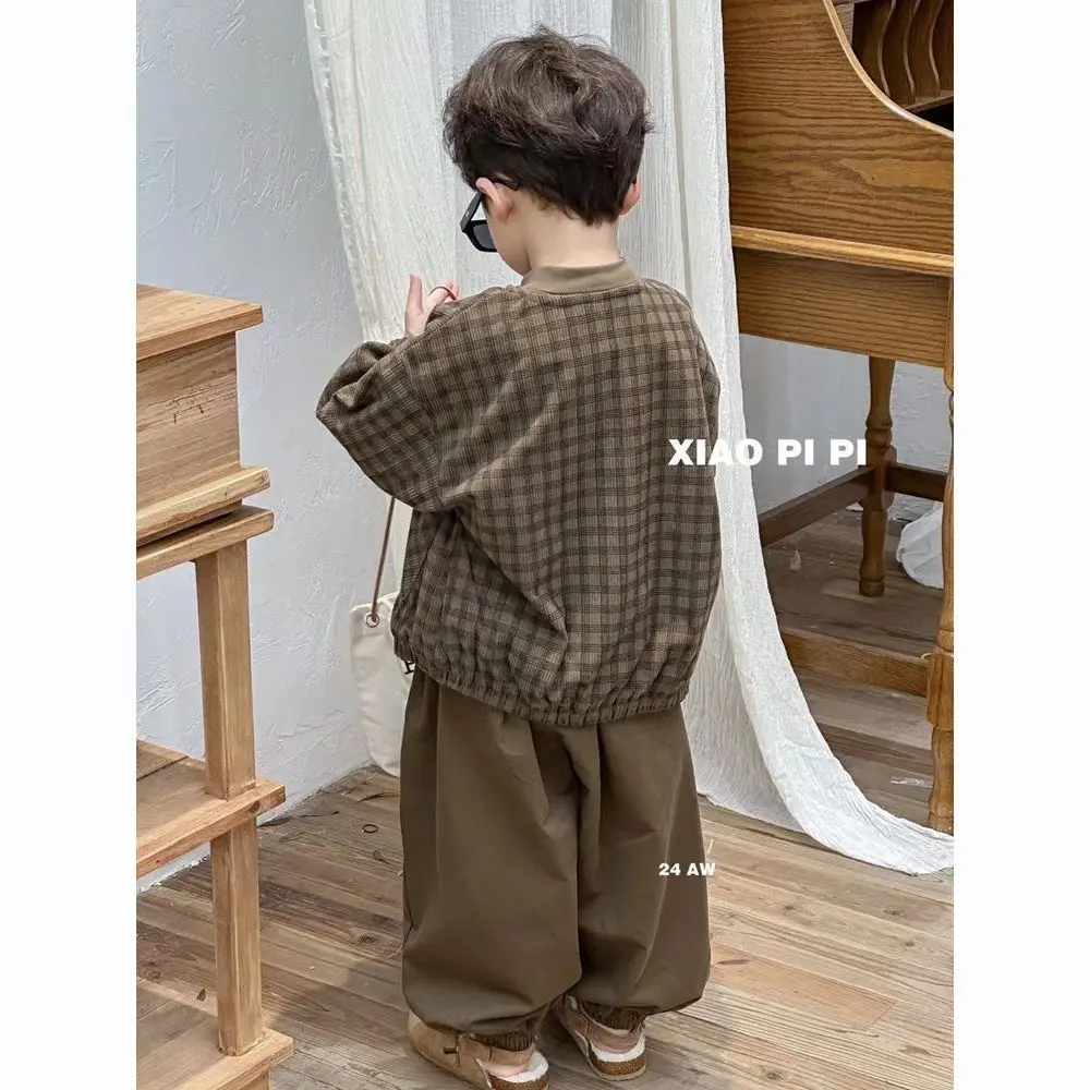Bộ Đồ Phong Cách Phương Tây, Cho Bé Trai, Bộ Đồ Ba Mảnh Áo Khoác, Phong Cách Hàn Quốc, Thích Hợp Cho Trẻ Em, Mùa Xuân Và Mùa Thu, Quần Áo Mùa Thu Cho Bé, Phong Cách Mori, Hàng Mới Về Năm 2024