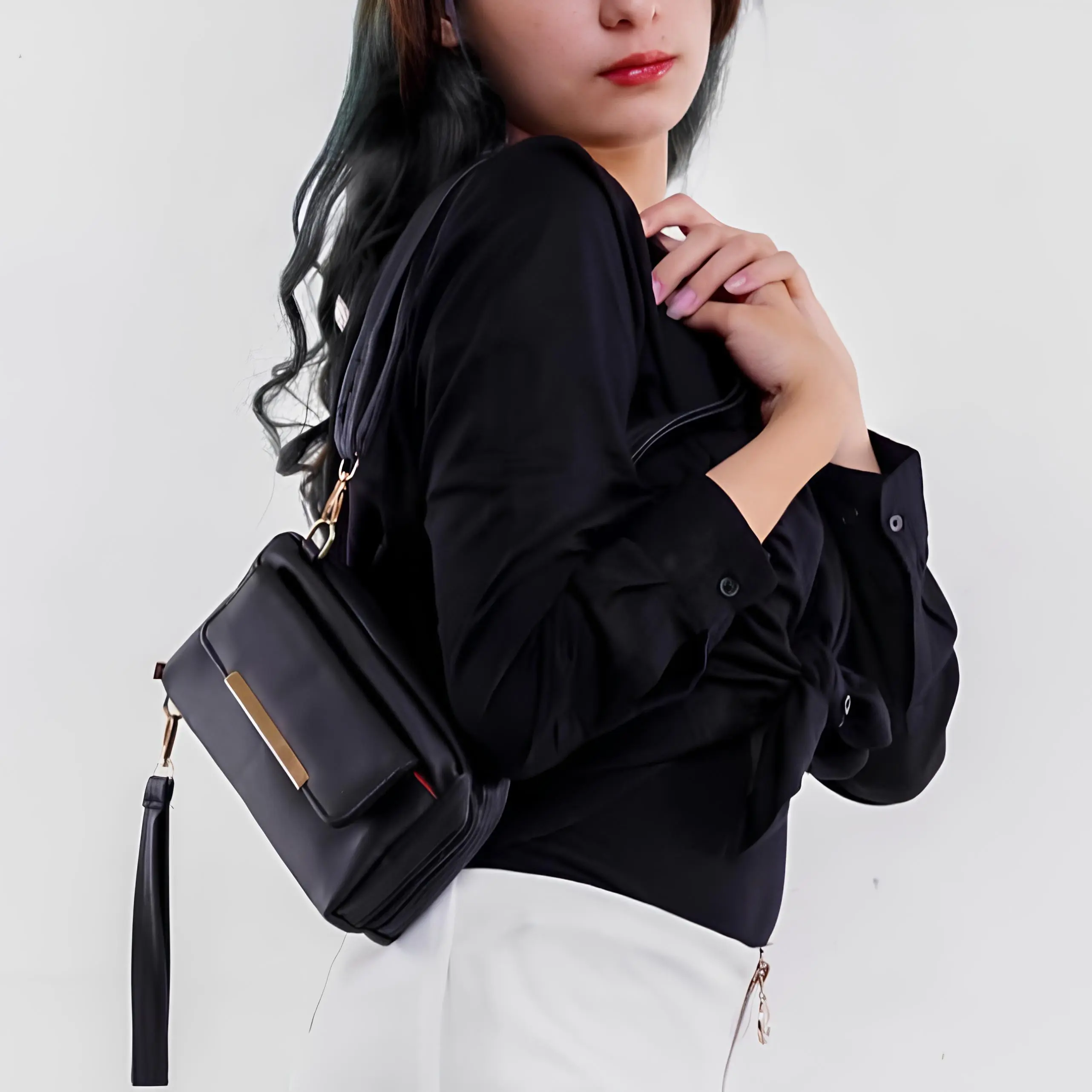 Tas Wanita HPO PLAT BLASIC Slingbag Cantik Selempang