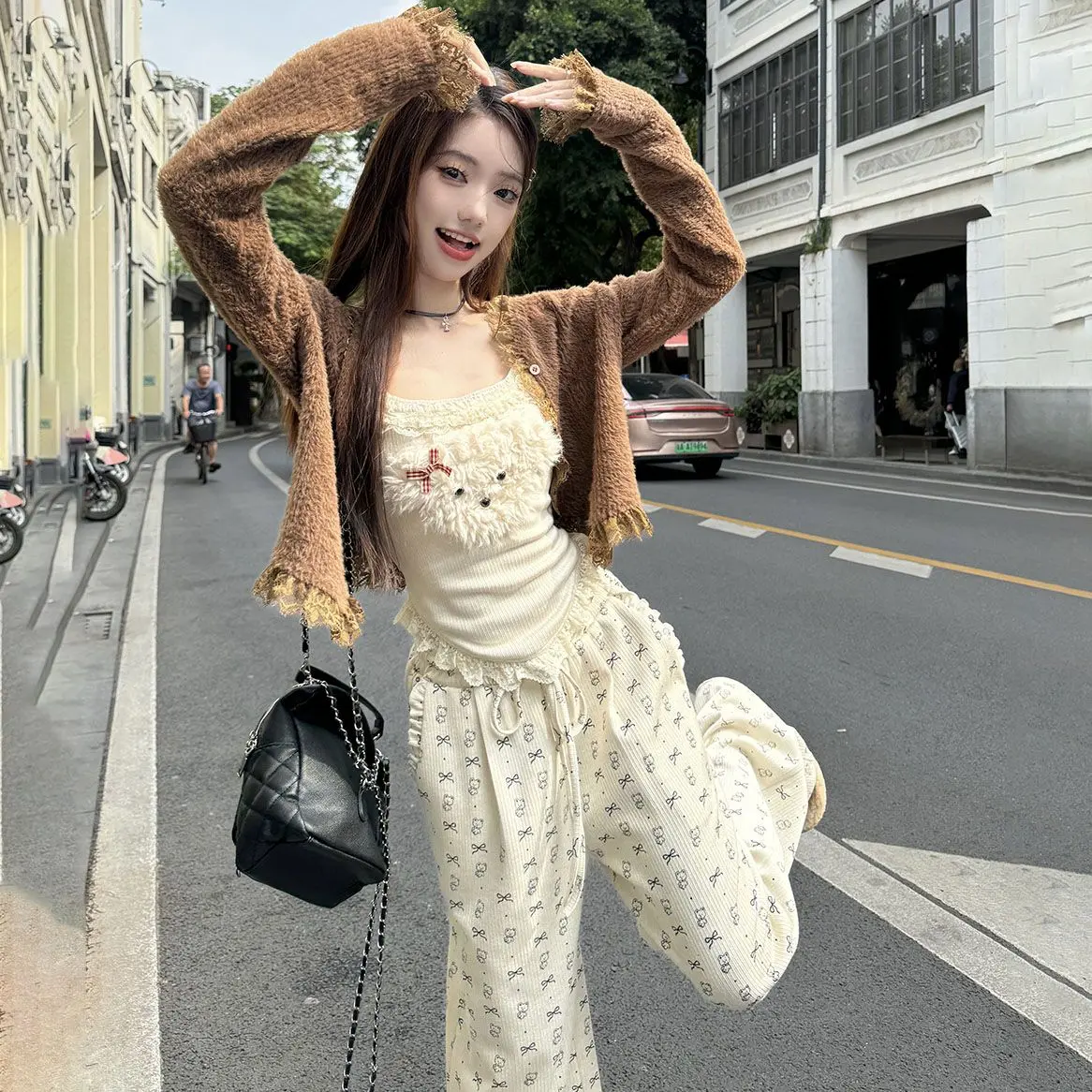 Áo Khoác Cardigan, Phong Cách Ngọt Ngào Dễ Thương, Bộ Đồ Ba Mảnh, Áo Vest Dây Đeo Chó chó Con Bên Trong, Thích Hợp Cho Năm 2024, Mizhi Ya